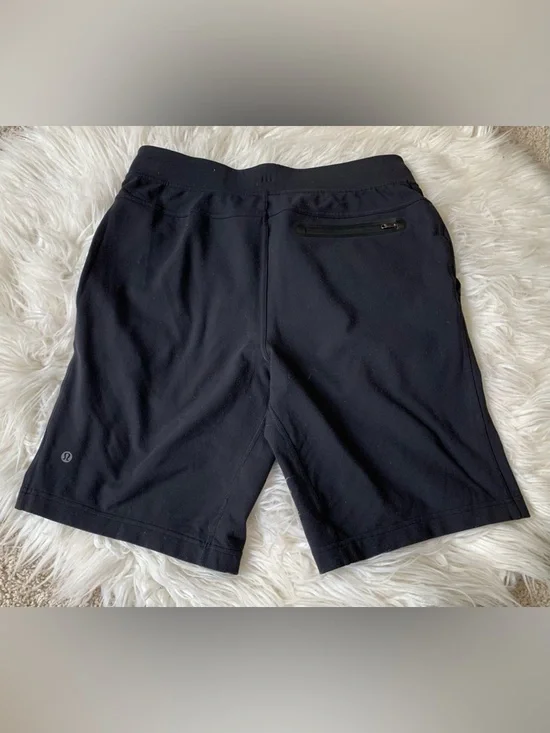 Lululemon Athletic Shorts Black Size Large - Picture 2 of 7
